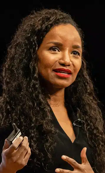 356x587px_renee_richardson-min